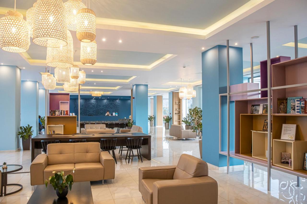 Asterias Beach Resort อาฟานโท ภายนอก รูปภาพ