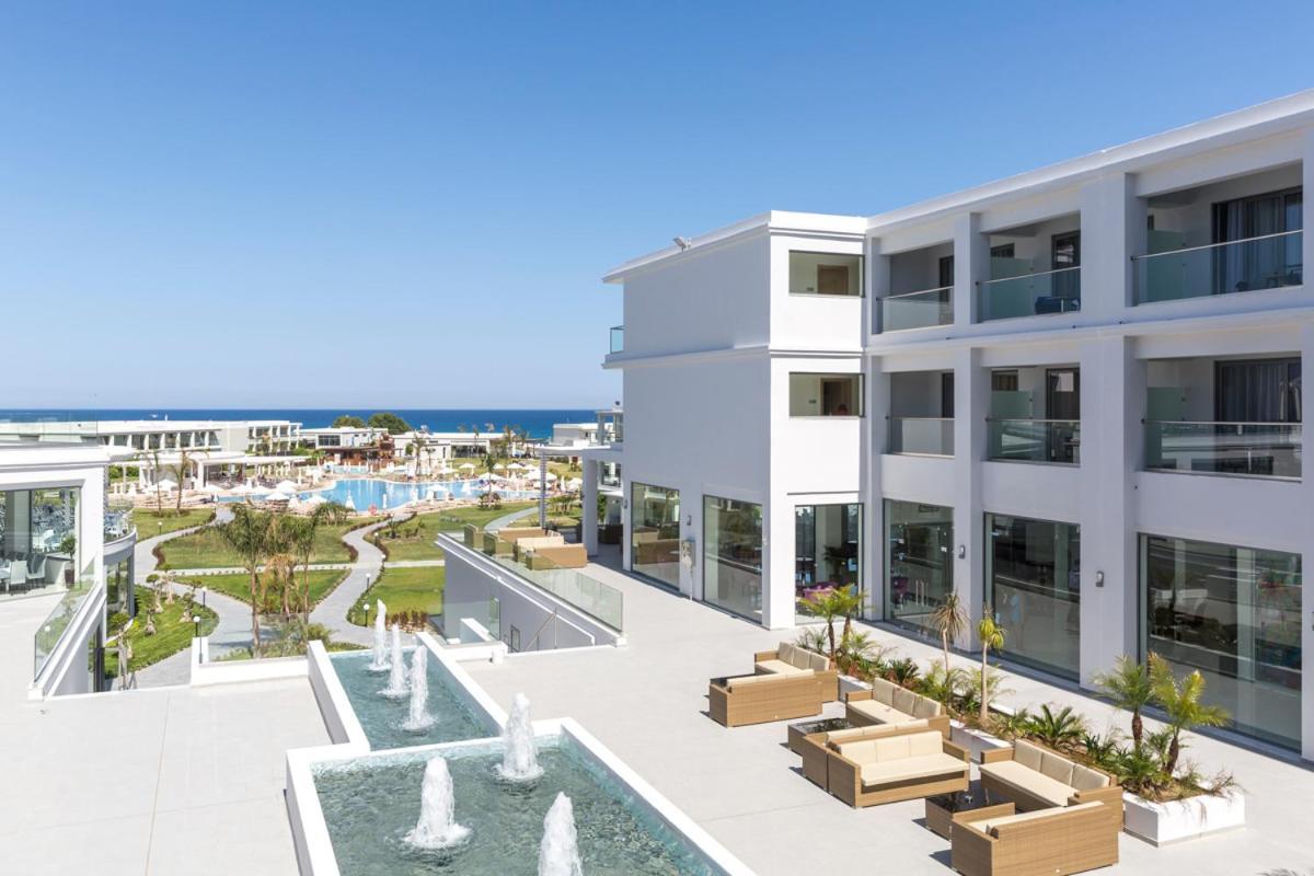 Asterias Beach Resort อาฟานโท ภายนอก รูปภาพ