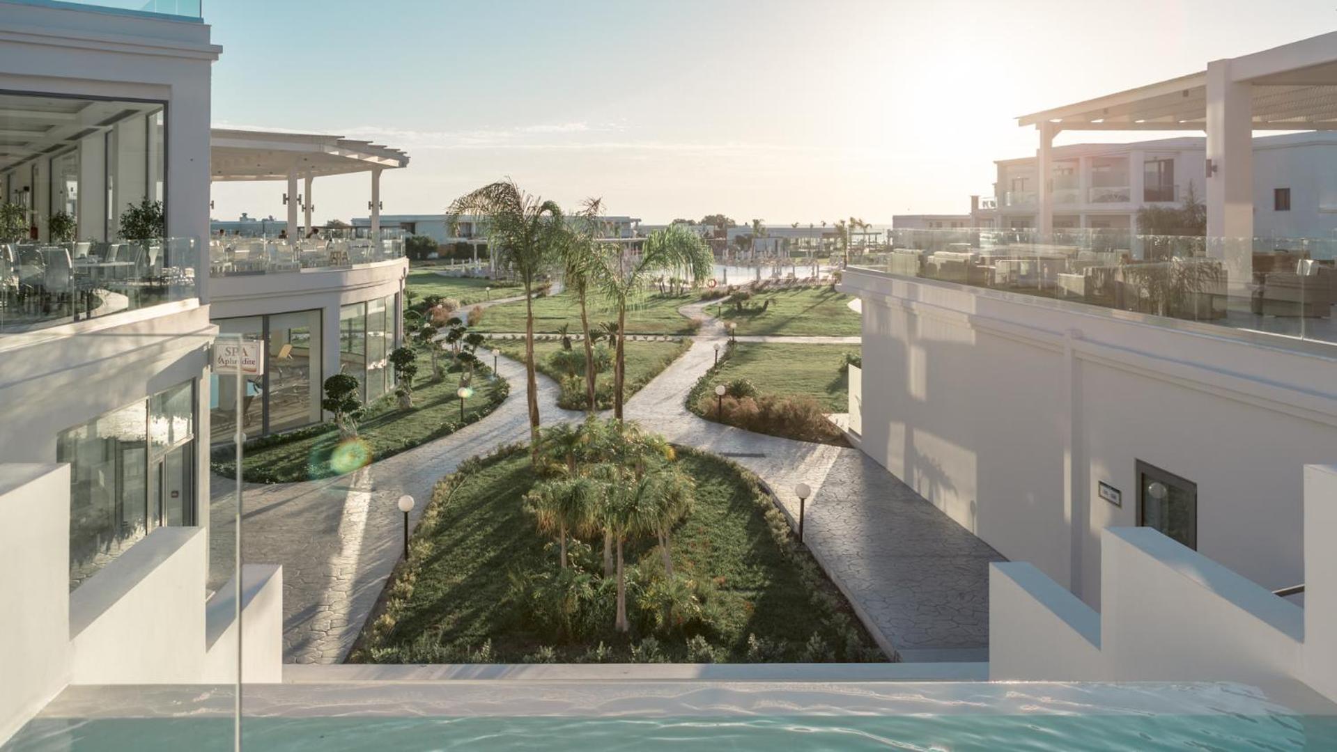 Asterias Beach Resort อาฟานโท ภายนอก รูปภาพ